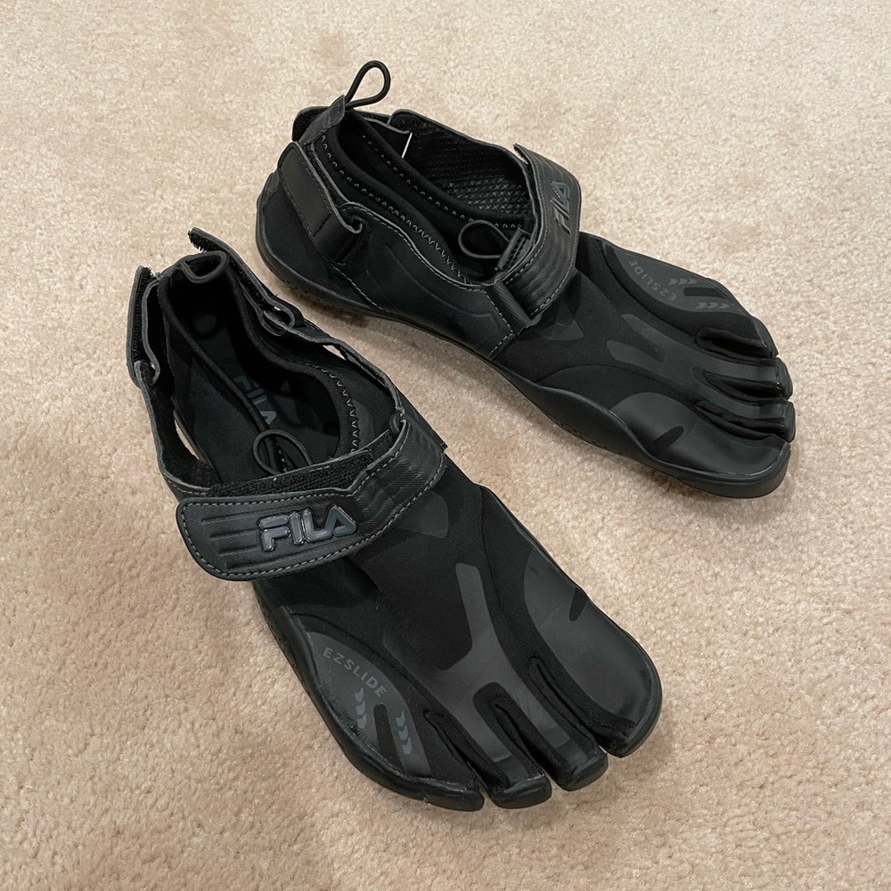 Fila Skeleton Shoes